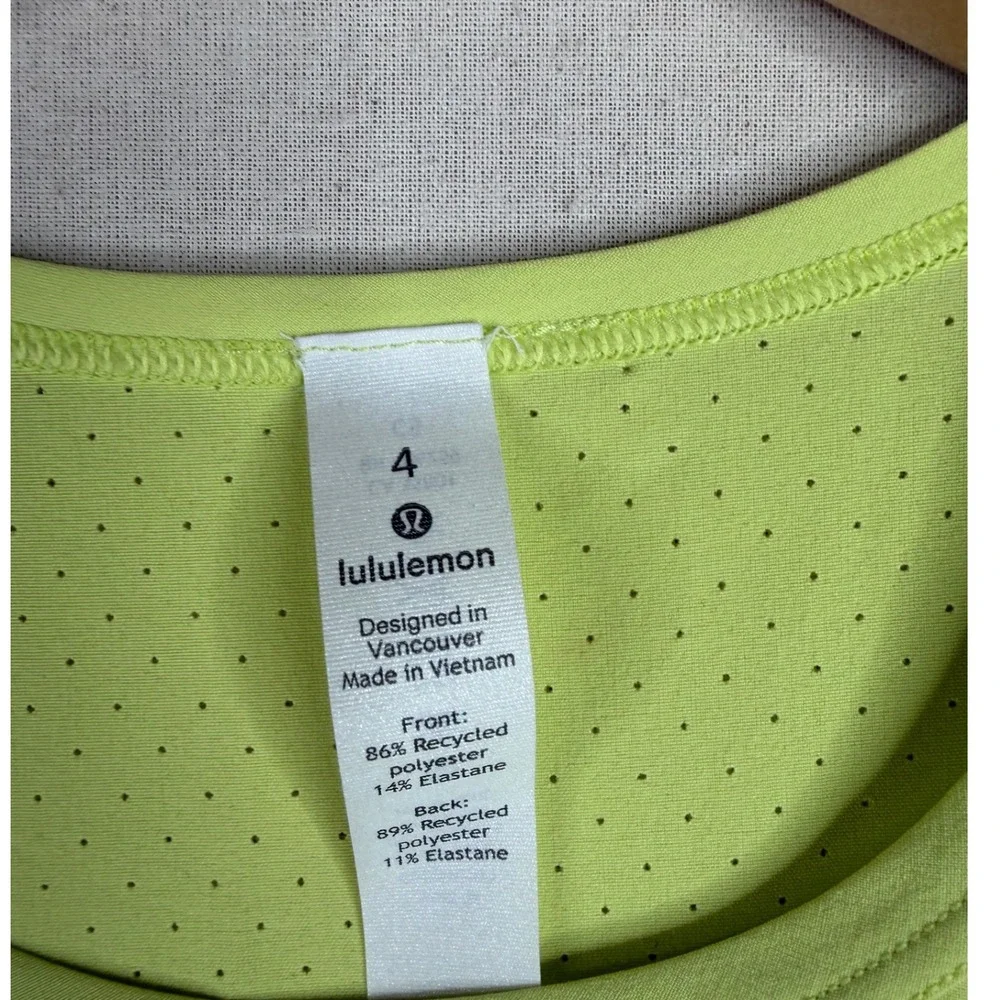 NWT Lululemon Find Your Pace Tank size 4 Neon Yellow